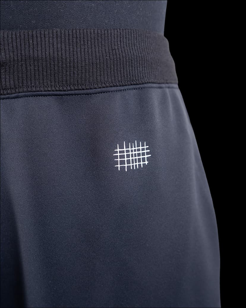 tkio double knit bottoms logo detail (black)